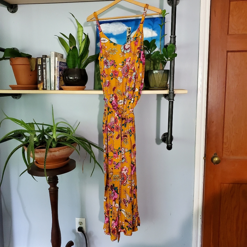 Cute floral jumpsuit